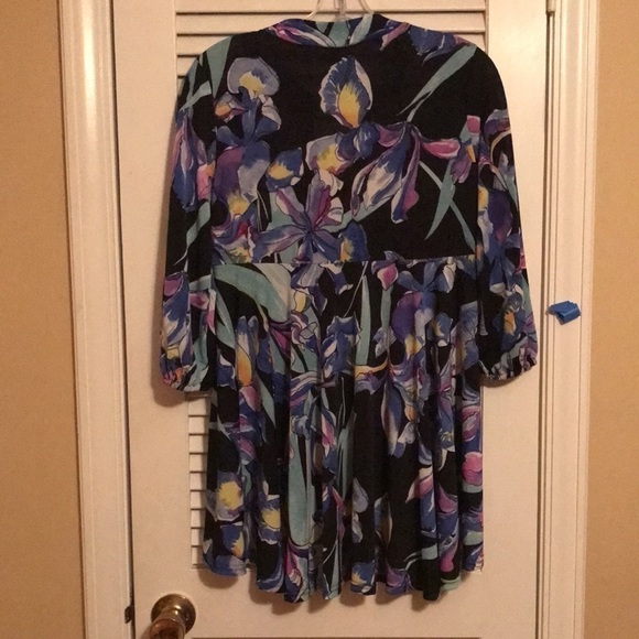 Lildy Tunic/Loungewear Beautiful watercolor Floral Black/Blue/Soft/Stetchy S/M - Picture 6 of 10